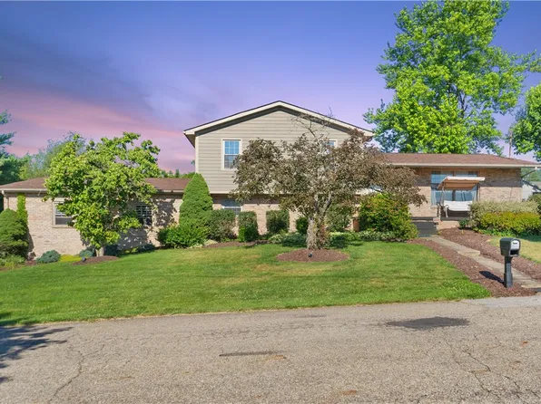1398 S Elm St, Monaca, PA 15061