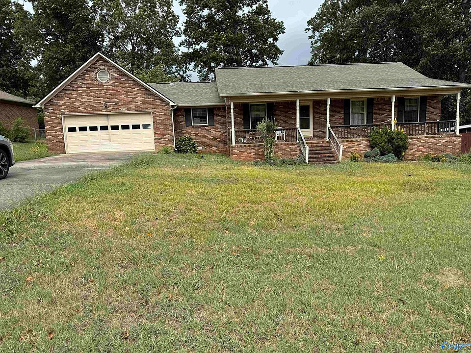 1st image of 917 Ashwood Dr