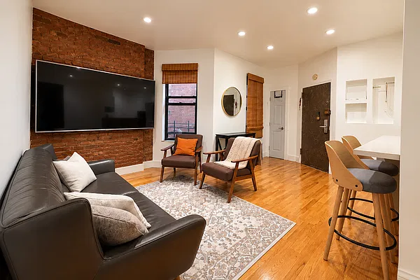 283 East 4th Street #4D