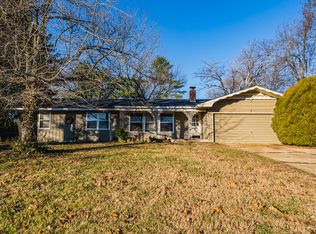 215 Pine St, West Plains, MO 65775