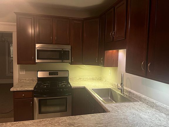 2nd image of 1723 2nd Ave