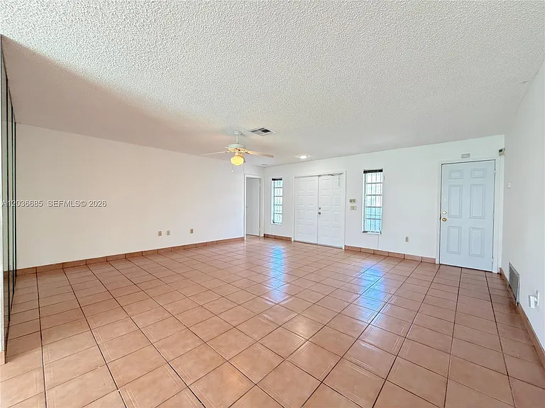 11711 NW 29th St — Photo 4