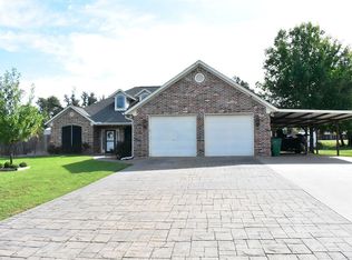 414 Peachtree St, Fairfield, TX 75840