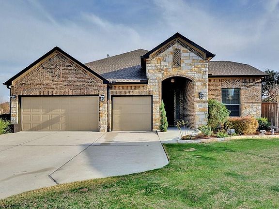 2nd image of 2100 Lookout Knoll Dr