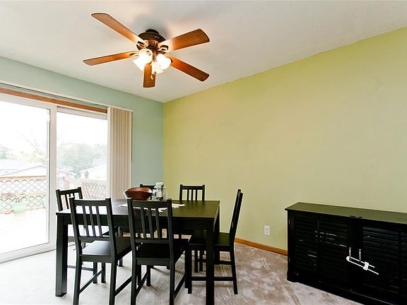 4th image of 4524 Twin Pine Dr NE