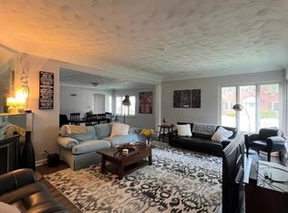 402 W Hampton Dr, Indianapolis, IN 46208