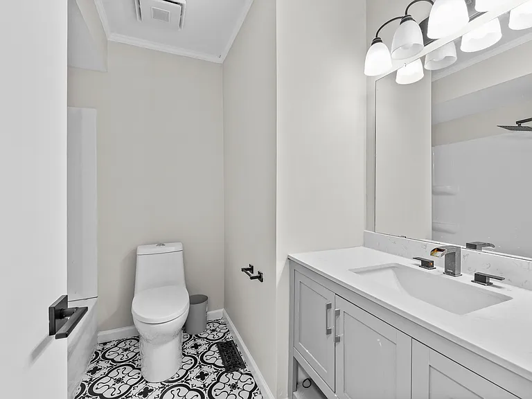 13404 Sequoia Ln N — Photo 12