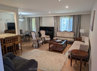 200 Maxome Ave, Toronto, ON M2M 3L2