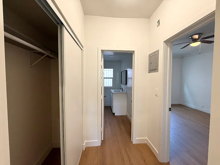 2519 W 42nd St #2519 — Photo 5