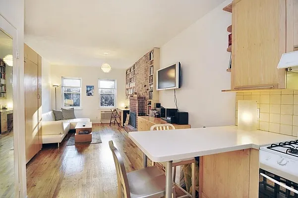 Rented by Keller Williams NYC | media 7