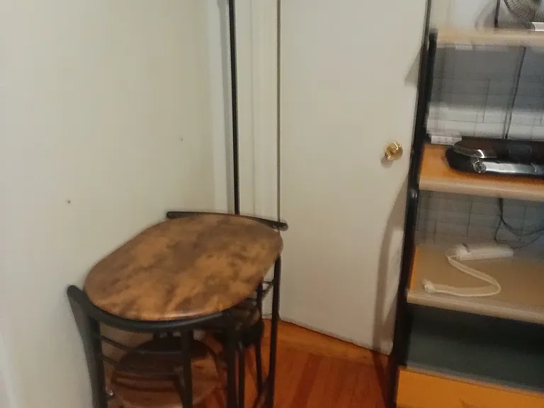4118 Carpenter Ave #C — Photo 8