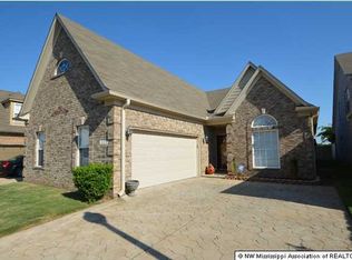 1362 Arbor Lakes Dr, Horn Lake, MS 38637