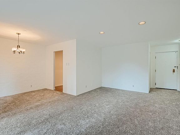 4th image of 460 S Marion Parkway #355