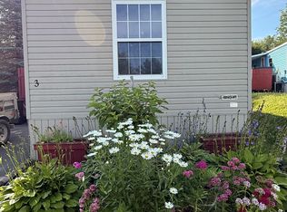 3 Heather St, Middle Sackville, NS B4E1C9