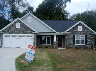 2990 Grassy Knoll Cir, Thomasville, NC 27360