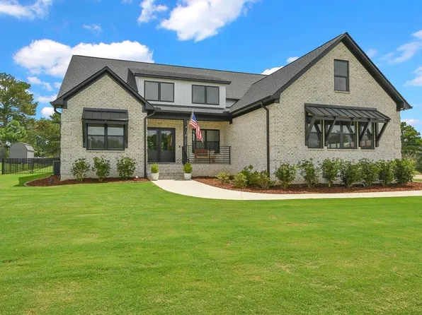 122 County Road 1307, Vinemont, AL 35179