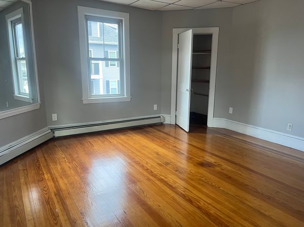 10 Wakefield Ave #2F