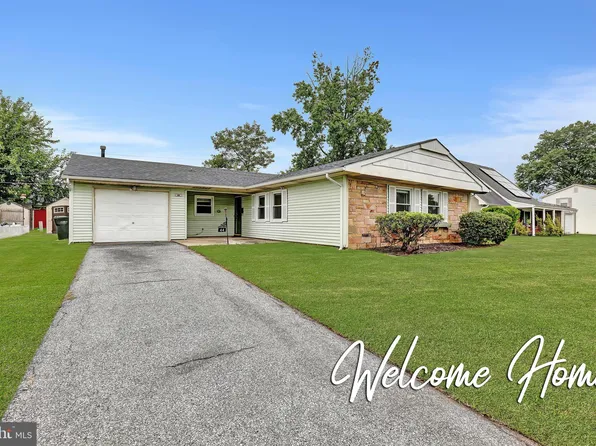 44 New Pond Ln, Willingboro, NJ 08046