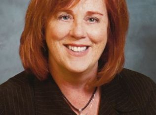 1709 Wildwood Rd, Bloomington, IL 61704