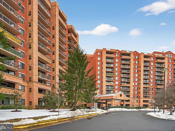2nd image of 2230 George C Marshall Dr APT 513