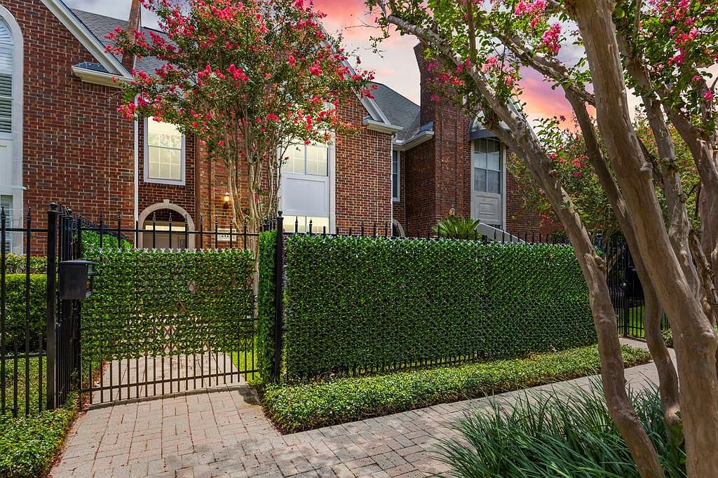 2121 Peckham St, Houston, TX 77019 Zillow