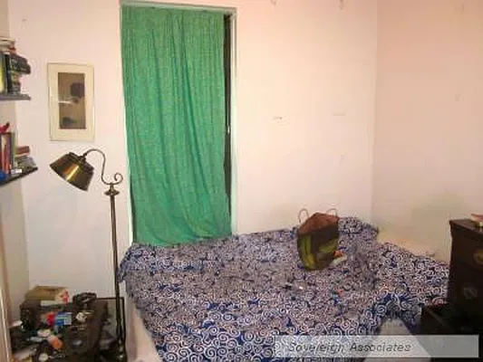 Rented by Sovereign Associates | media 48