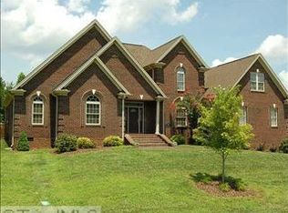 291 Blair Path Ct, Winston Salem, NC 27107