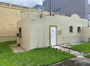 969 SW 2nd St APT 10, Miami, FL 33130