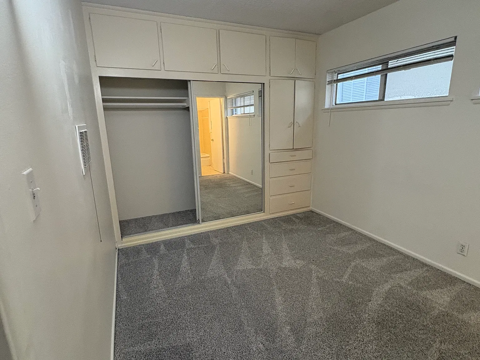 1 bed, $2,600 — Photo 4
