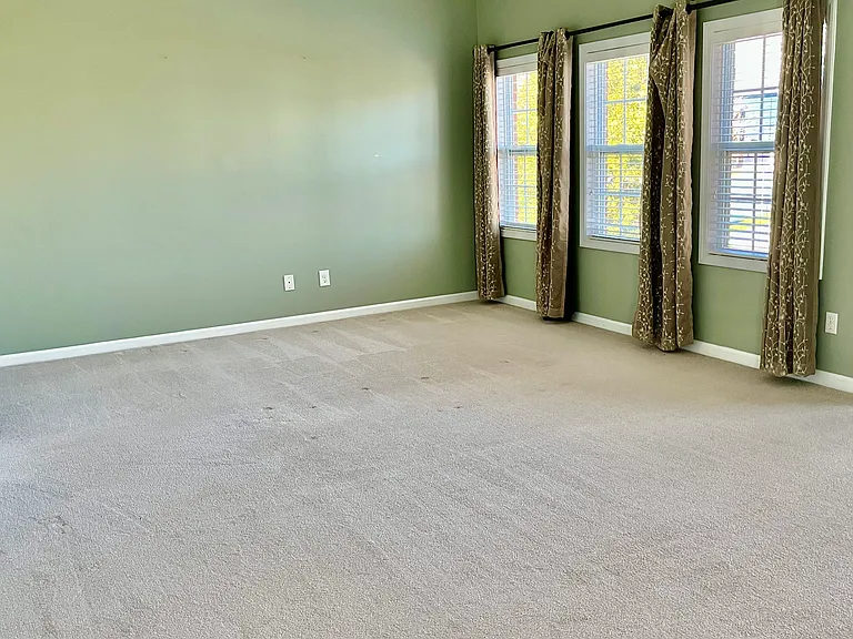 1109 Somers Dr — Photo 11