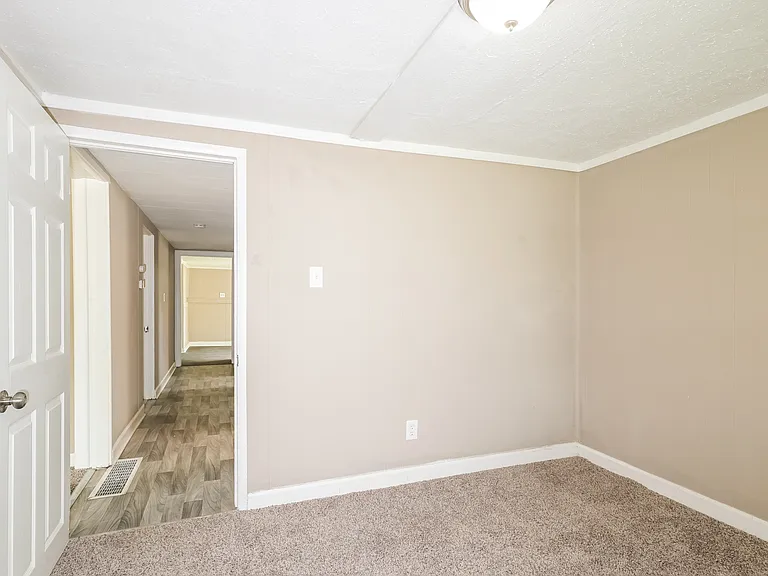 9500 Echo Ln — Photo 13