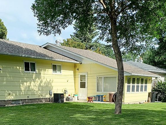 4th image of 112 Eugene Ave