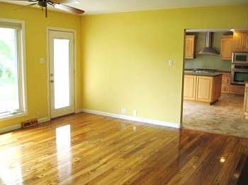 4th image of 12350 Eckelmann Ln