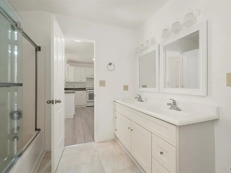 6438 Monument Rd — Photo 13