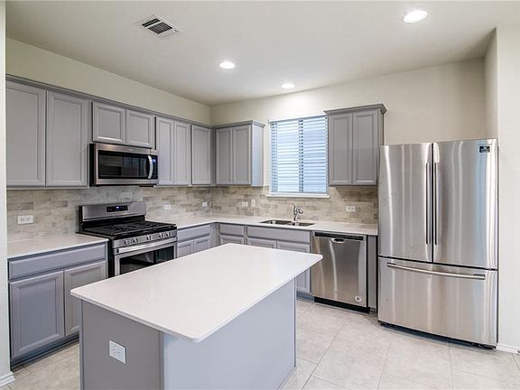 5th image of 620 Reinhardt Blvd
