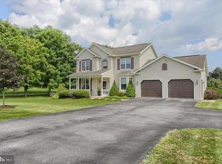 523 S Middlesex Rd, Carlisle, PA 17015
