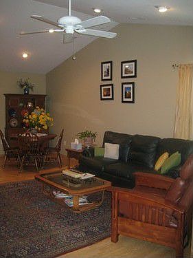 5th image of 410 Charlescarn Dr