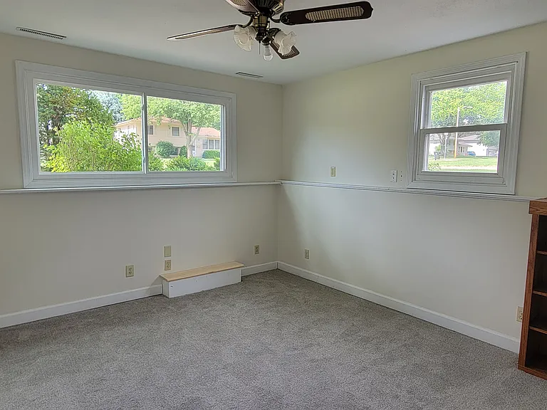 602 SE 7th St #B — Photo 6