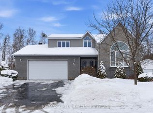95 Lalande Cres, Alfred And Plantagenet, ON K0B 1A0
