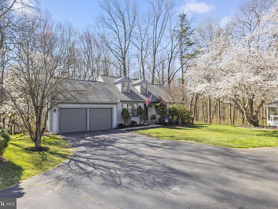 1st image of 15251 Cedar Knoll Ct