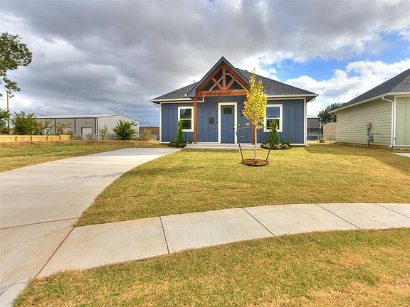 4th image of 3724 SW 27th St