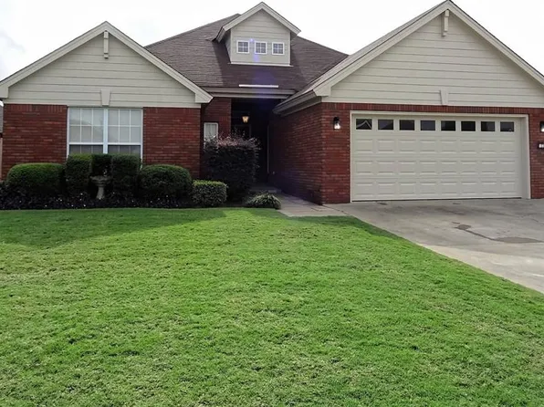 109 Grasmere Ct, Prattville, AL 36066
