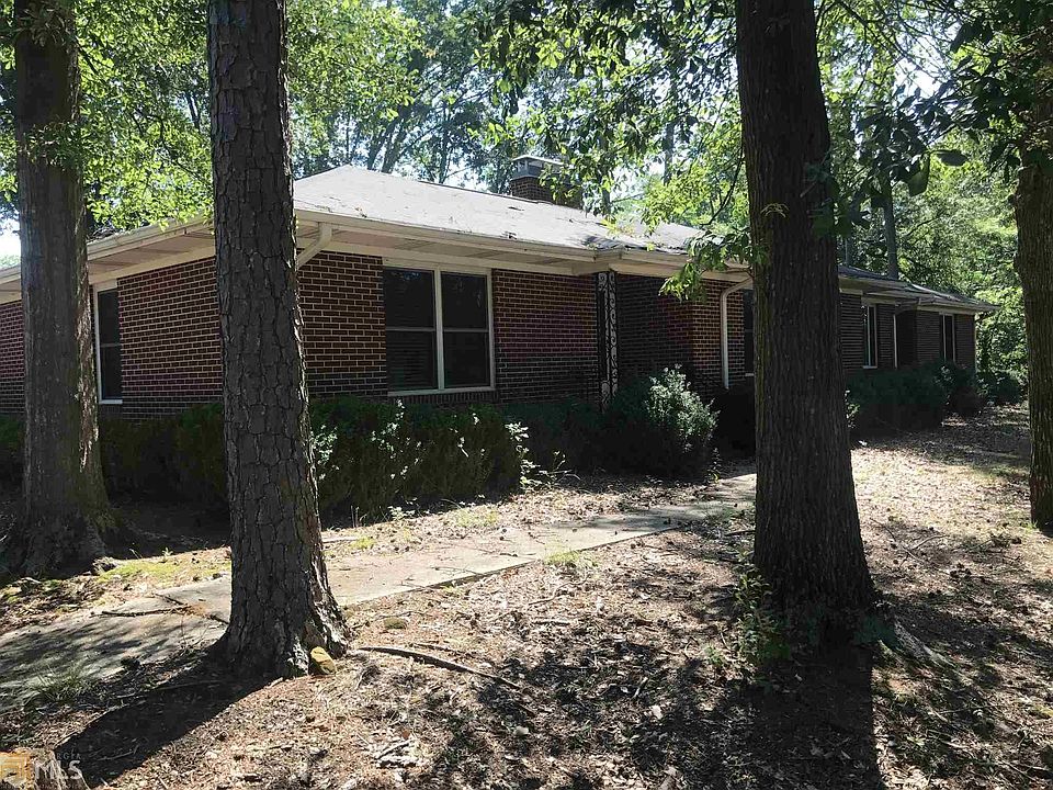1st image of 220 Glen Abby Ln