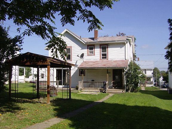 5th image of 403 Vine St