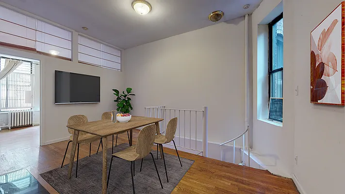 Rented by Bond New York | media 1