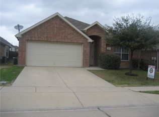 320 Mystic River Trl, Fort Worth, TX 76131