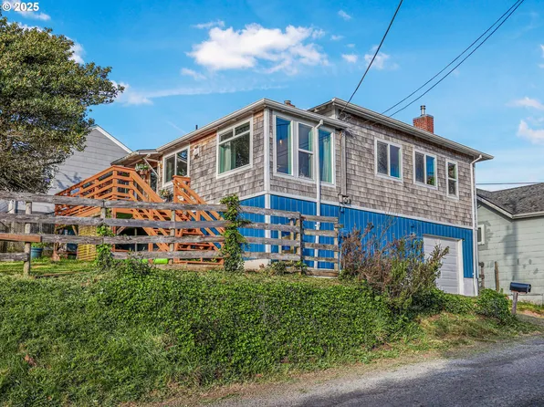 740 Florence Ave, Astoria, OR 97103