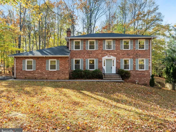 11704 Bacon Race Rd, Woodbridge, VA 22192