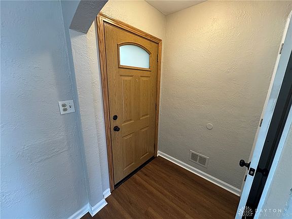 5th image of 3232 Shroyer Rd