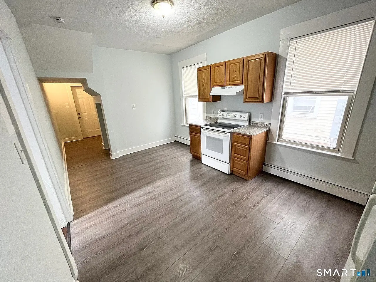 2 bed, 1000 sqft, $1,850 — Photo 1